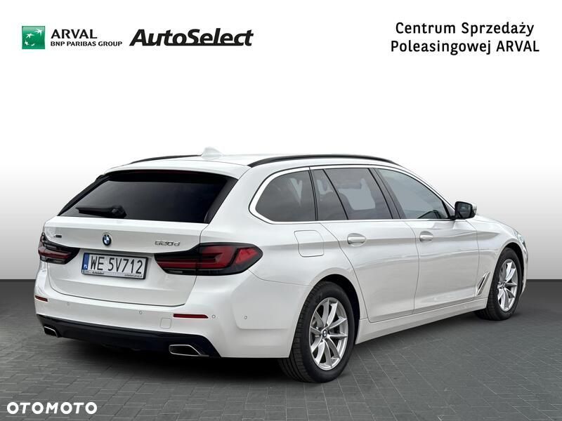 BMW Seria 5 520d xDrive mHEV - 6