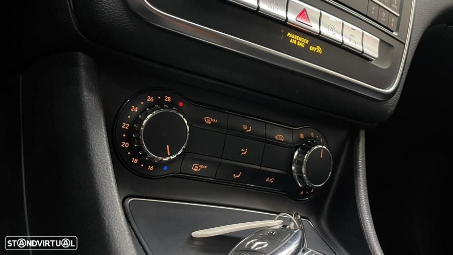 Mercedes-Benz CLA 200 Shooting Brake d 7G-DCT UrbanStyle Edition - 15