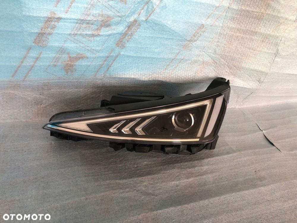 REFLEKTOR LEWY HYUNDAI ELANTRA