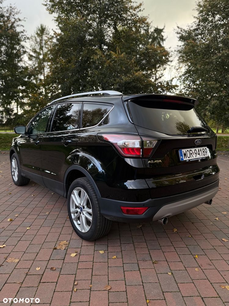 Ford Kuga - 36