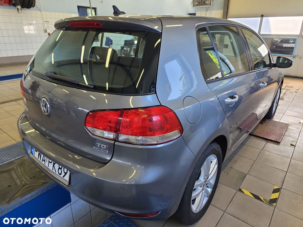 Volkswagen Golf 1.6 TDI BlueMot Comfortline DSG - 5