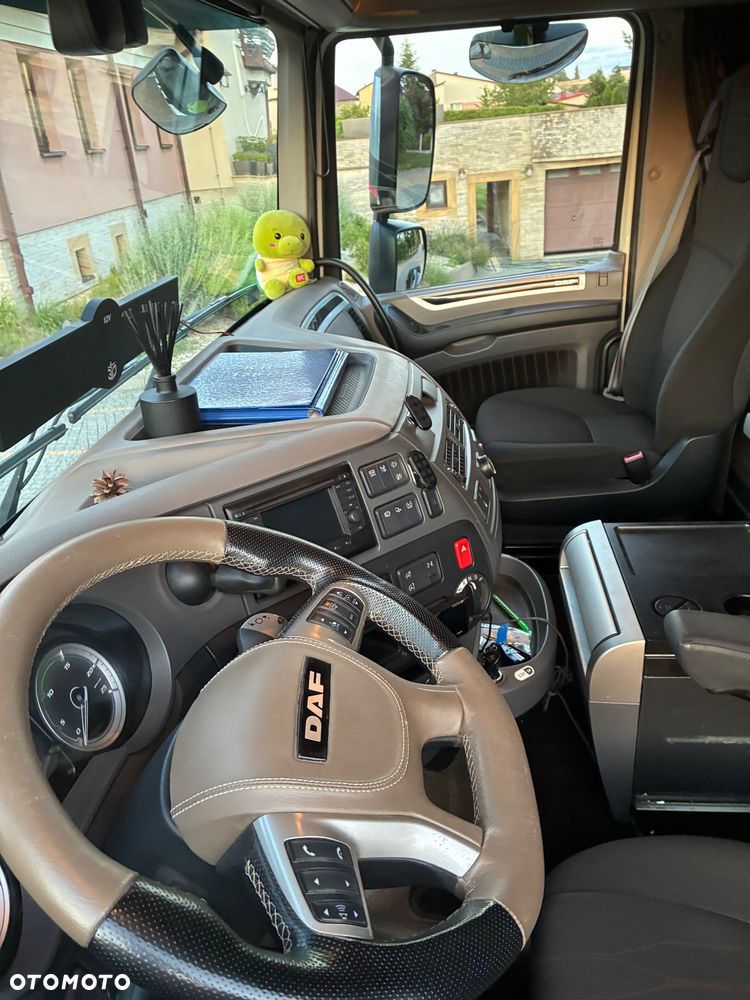 DAF XF - 6