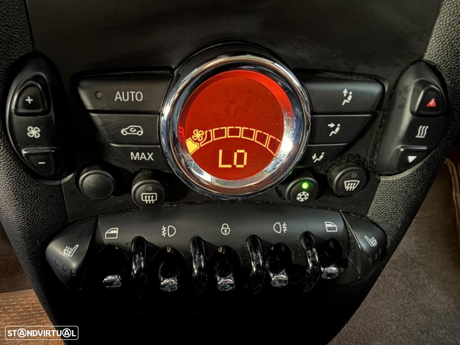 MINI 3 Portas Cooper SD - 17