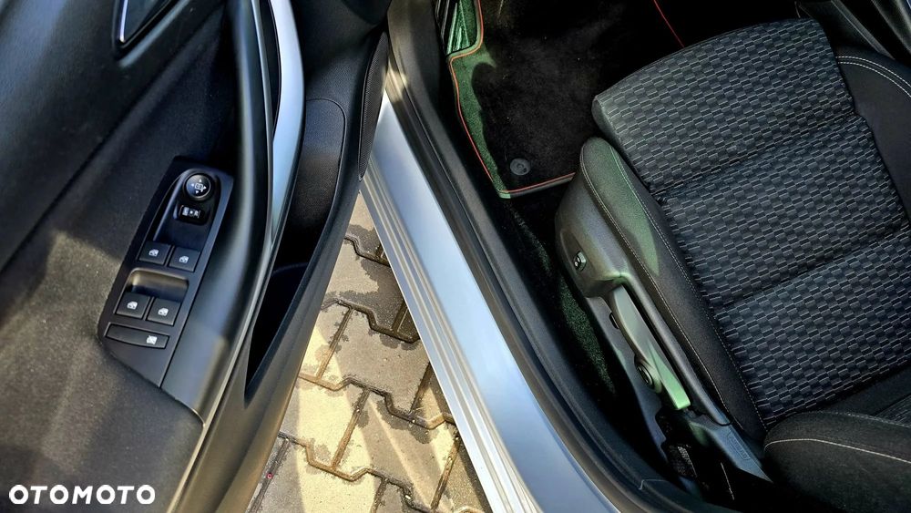 Opel Astra 1.4 Turbo Start/Stop Dynamic - 11