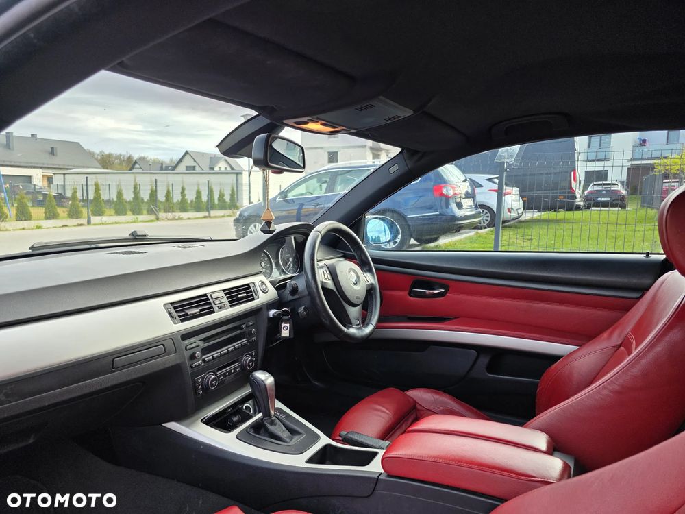 BMW Seria 3 325i - 13