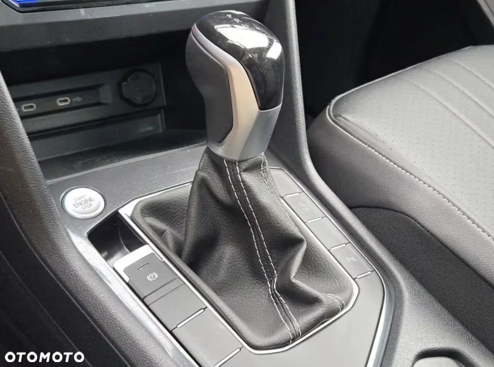 Volkswagen Tiguan - 17