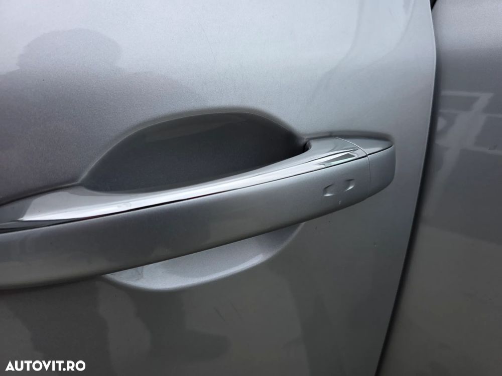 Renault Megane ENERGY dCi 110 LIMITED - 33