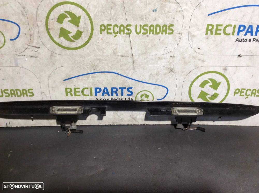 Puxador Tampa Mala Mercedes E 320 CDi 197cv W210 ano 1996 a 2003 - 2