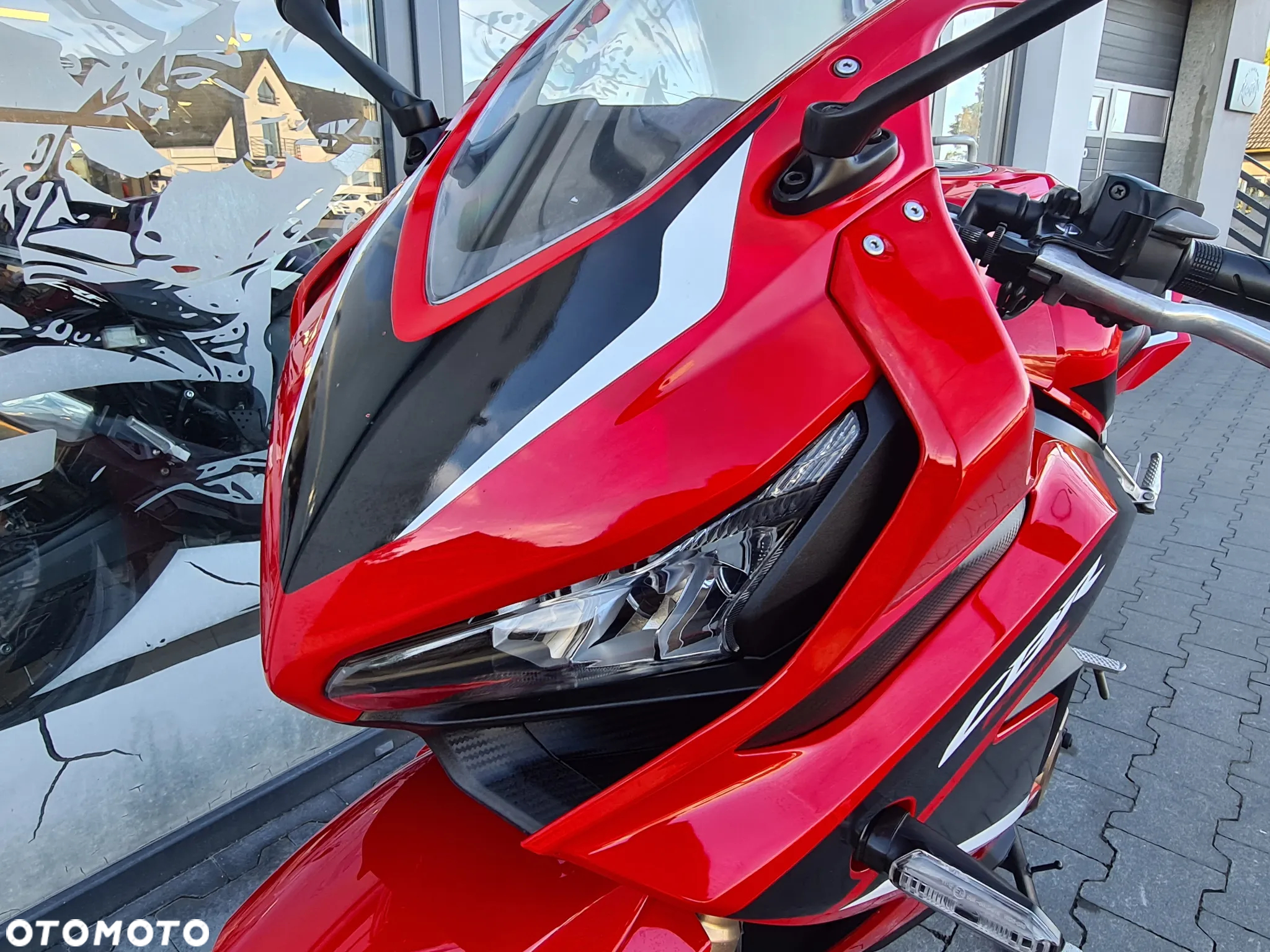 Honda CBR - 3