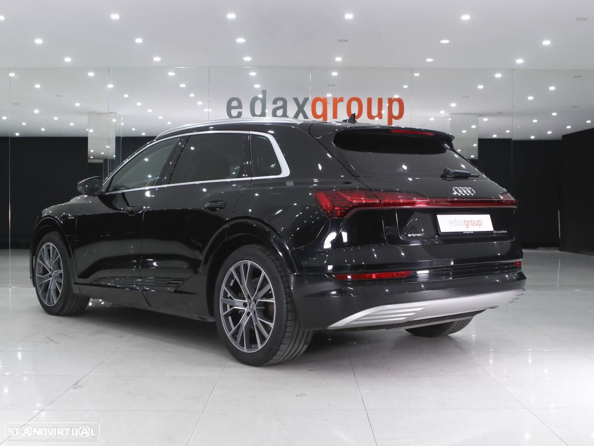 Audi e-tron 50 quattro - 4