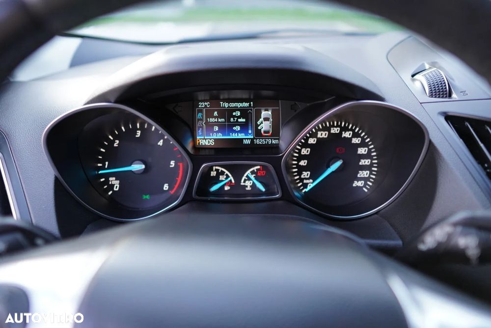 Ford Kuga 2.0 TDCi Powershift 4WD Titanium - 12