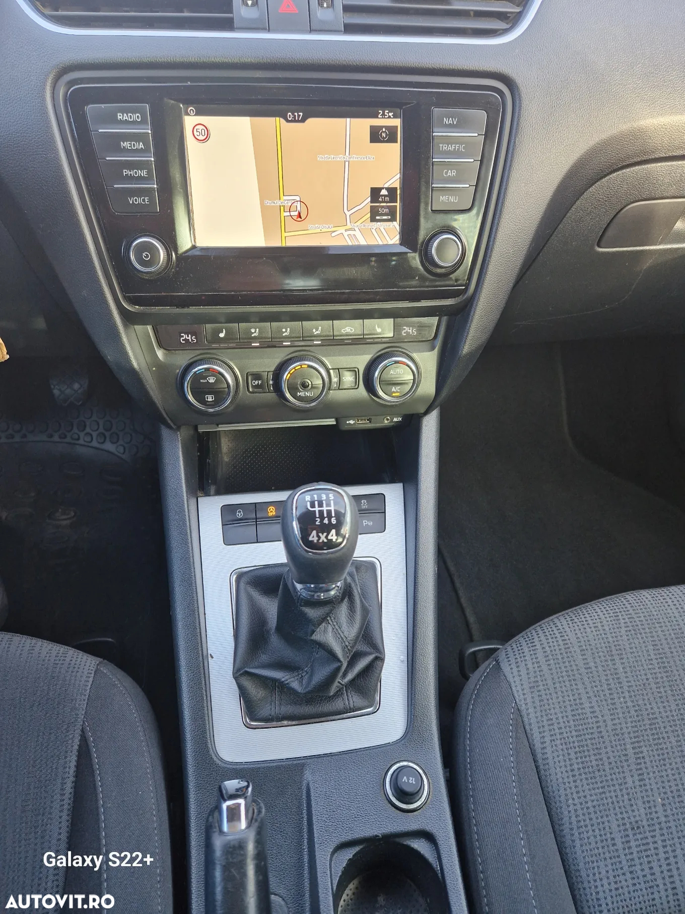 Skoda Octavia 1.6 TDI (Green tec) 4x4 Style - 13