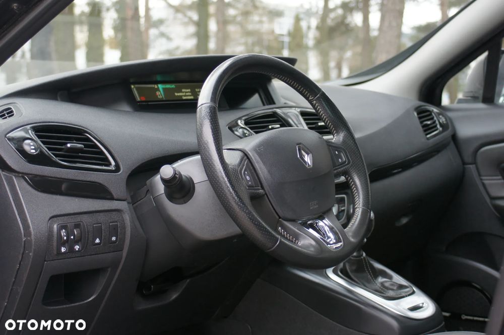 Renault Grand Scenic Energy dCi 110 S&S Bose Edition - 26