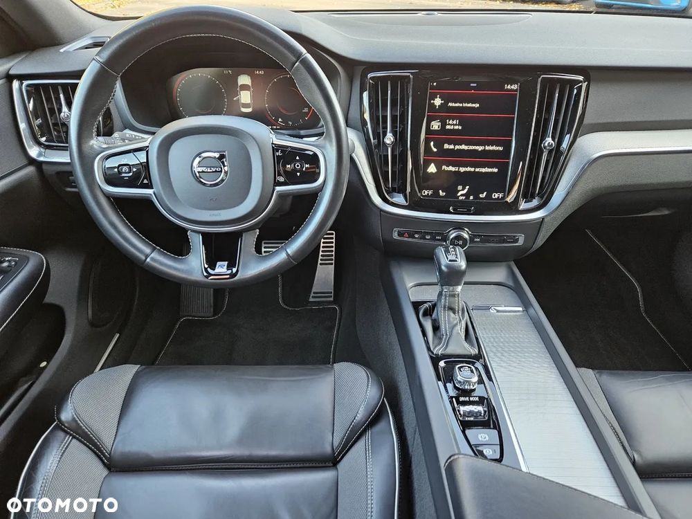 Volvo S60 T4 R-Design - 16