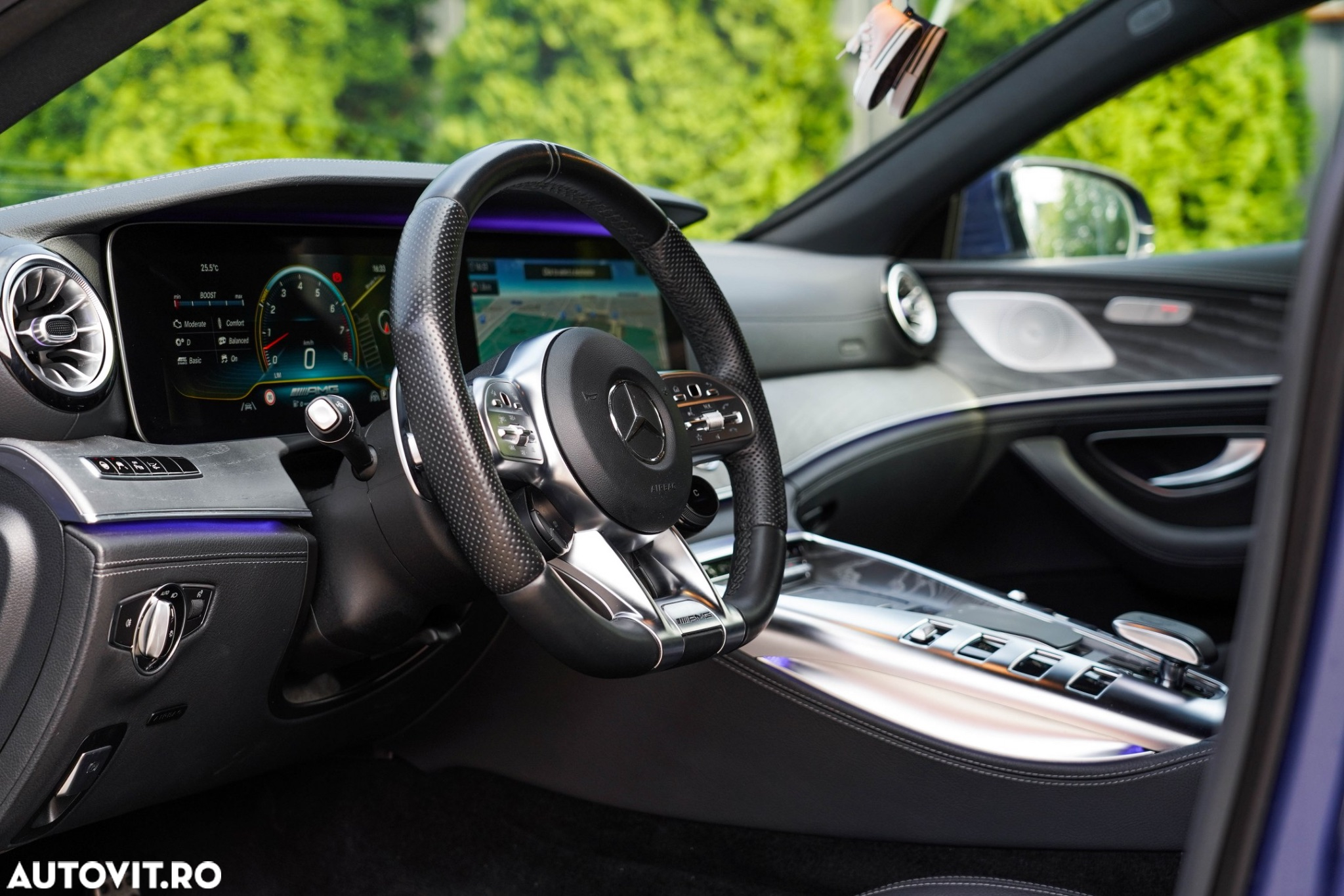 Mercedes-Benz AMG GT - 17