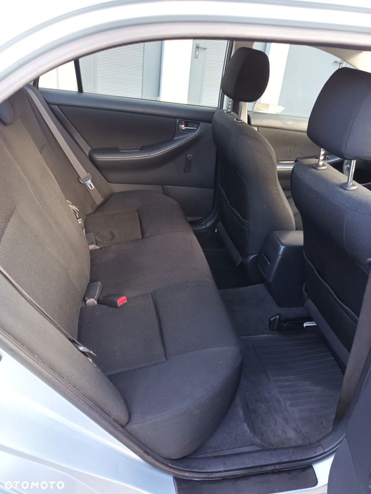 Toyota Corolla 1.6 VVT-i Sol - 13
