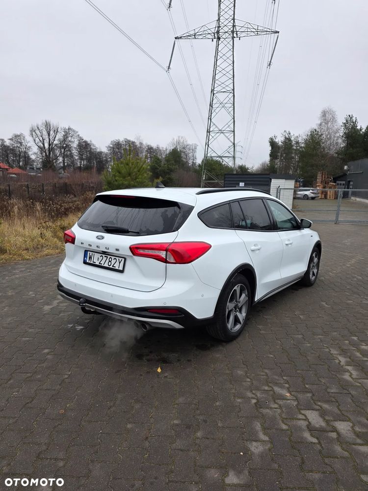 Ford Focus 1.0 EcoBoost Hybrid ACTIVE - 3