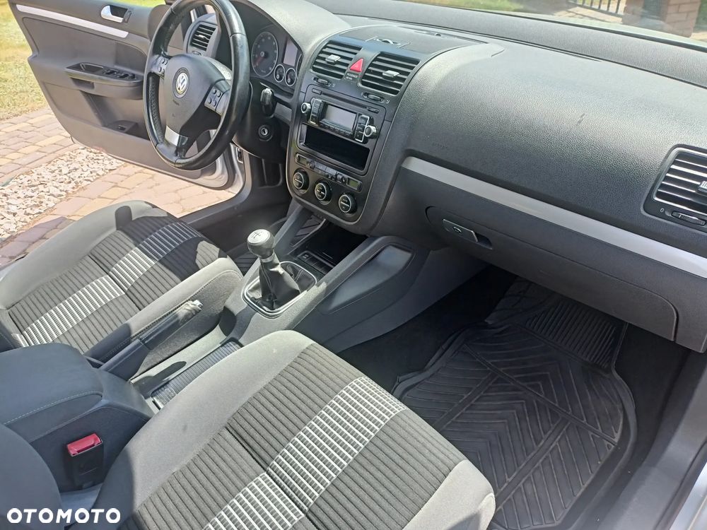 Volkswagen Golf 1.6 United - 15