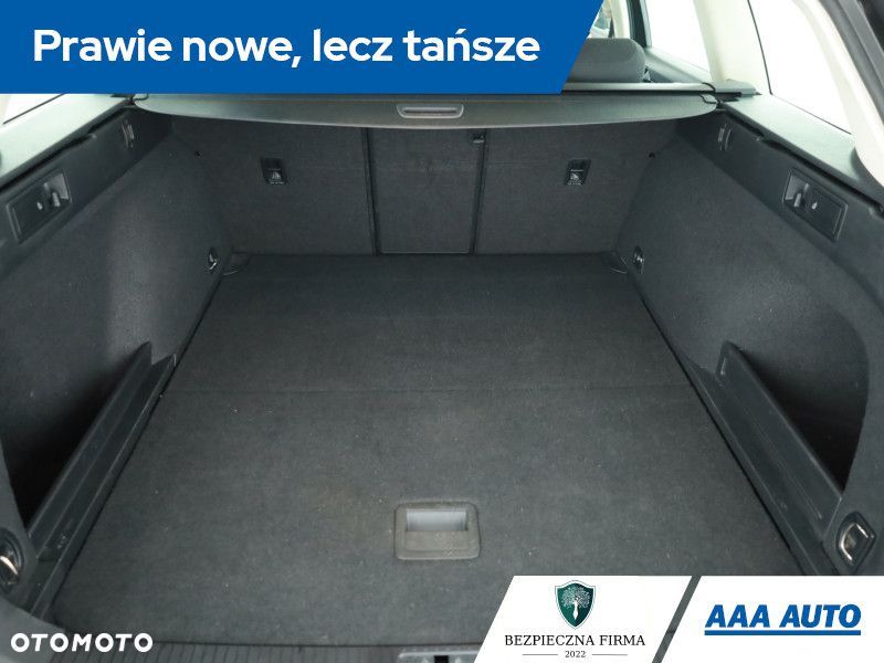 Volkswagen Passat Variant - 13