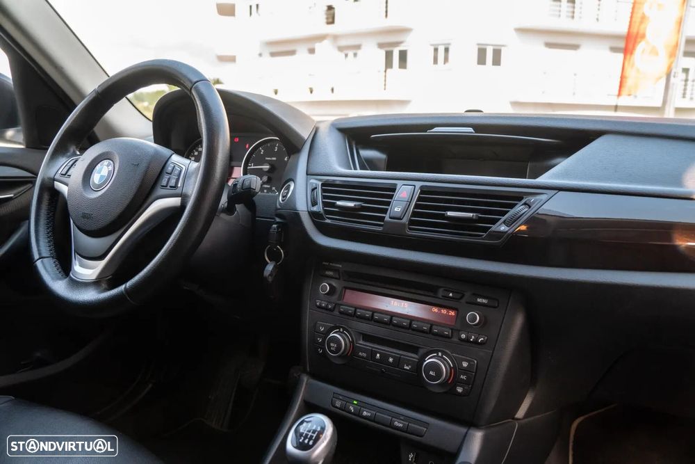 BMW X1 16 d sDrive - 12