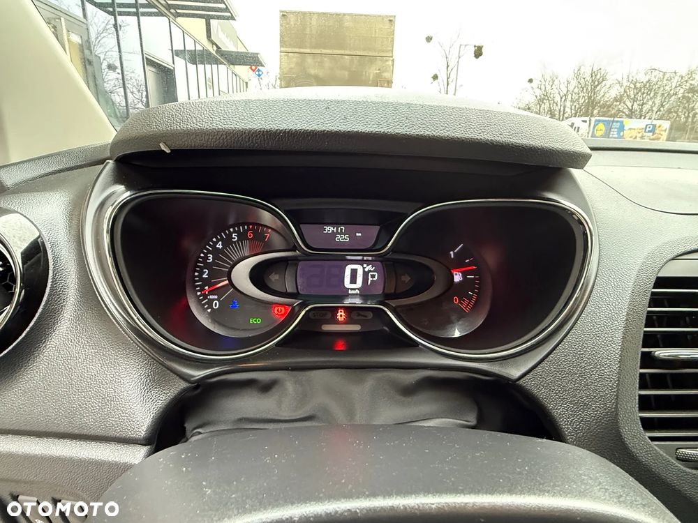 Renault Captur ENERGY TCe 120 EDC Experience - 11