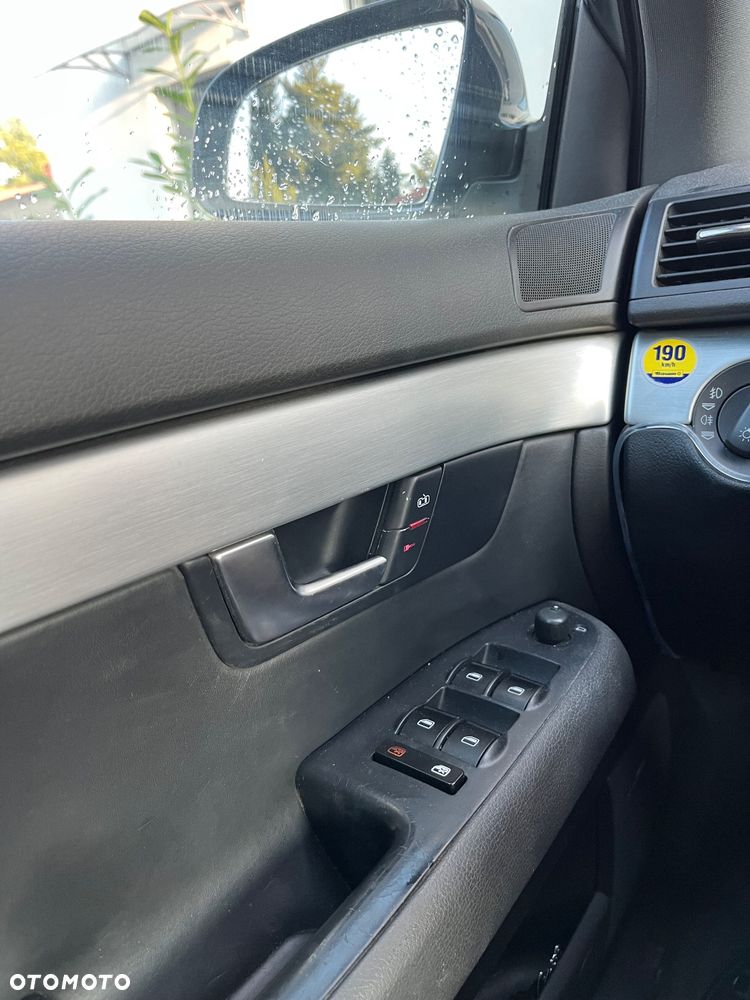 Audi A4 Avant 2.0 TDI - 13