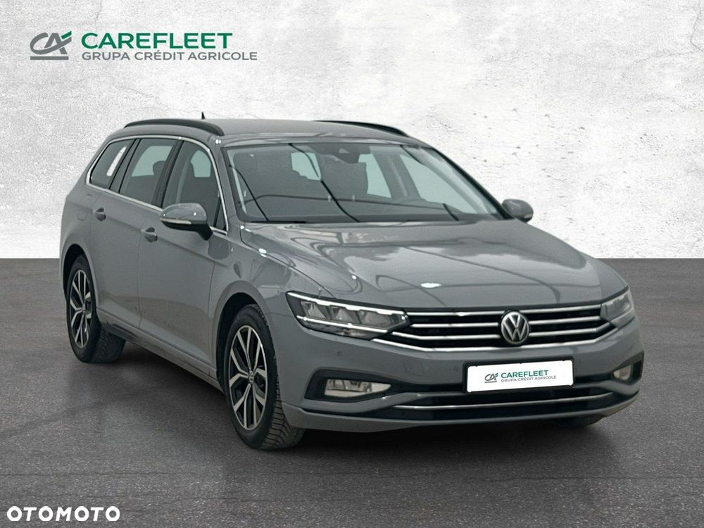 Volkswagen Passat - 4