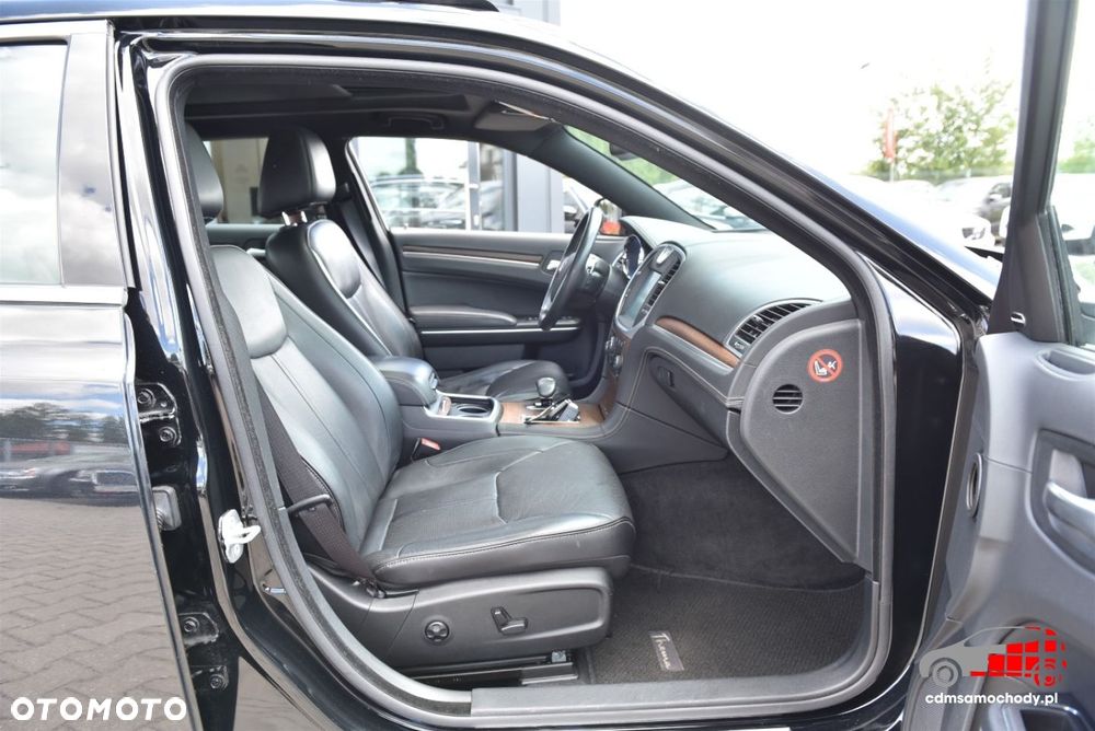 Lancia Thema 3.6 Executive AWD - 17