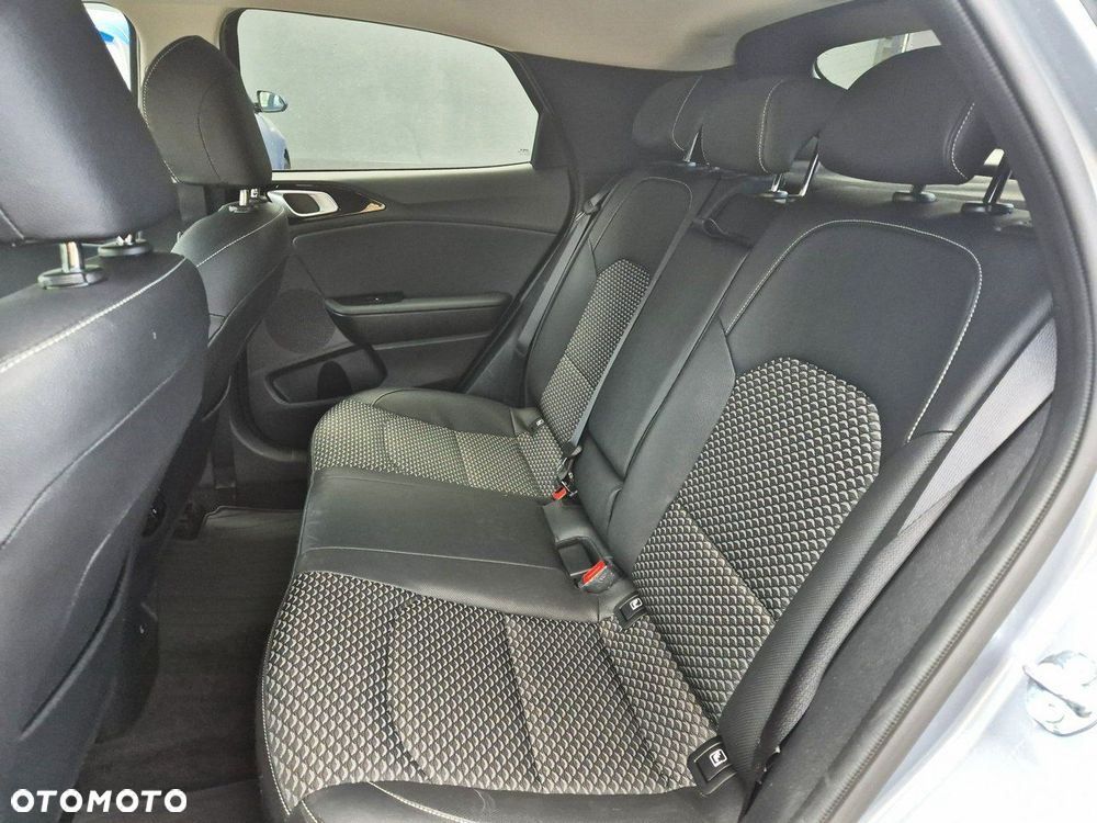 Kia XCeed 1.5 T-GDI L DCT - 16