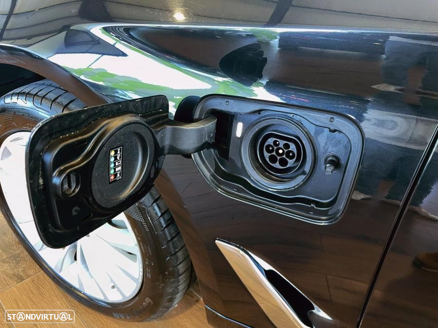 BMW 530 e Line Luxury - 8