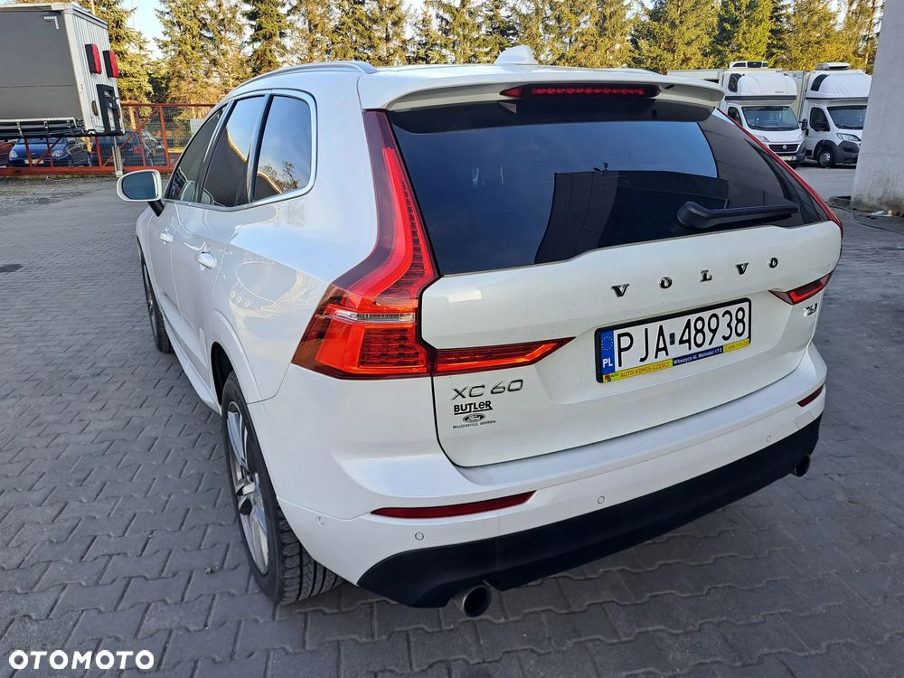 Volvo XC 60 ver-t6-awd-geartronic-momentum - 11