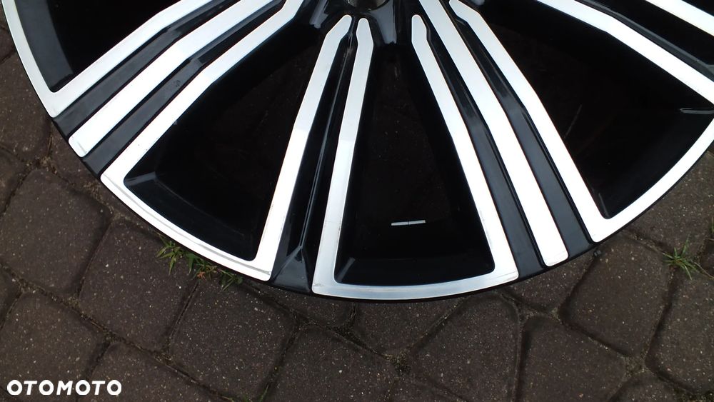 Felga aluminiowa 8X18 Volvo V60 XC40 31471312 - 3