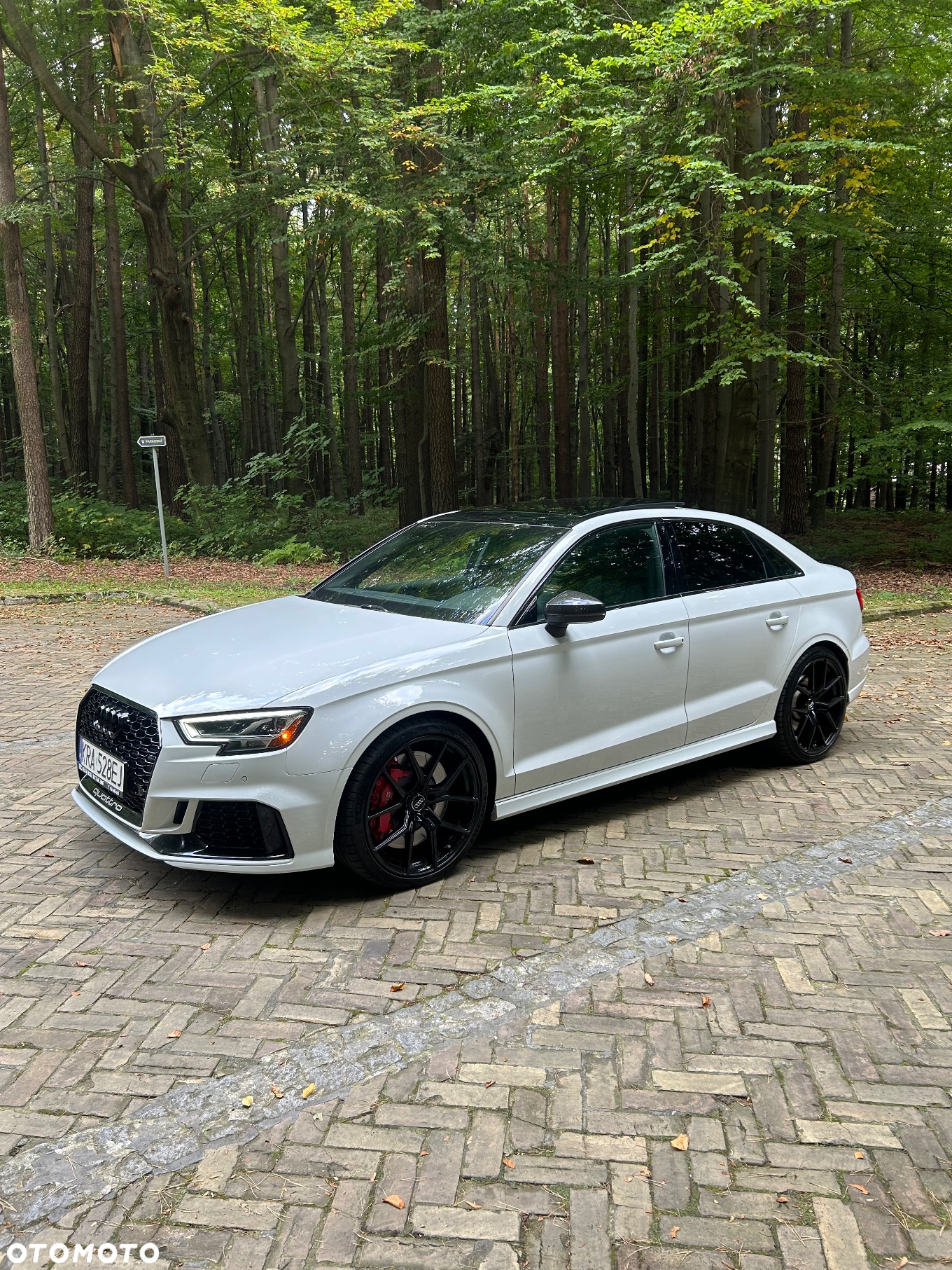 Audi RS3 Limousine - 16