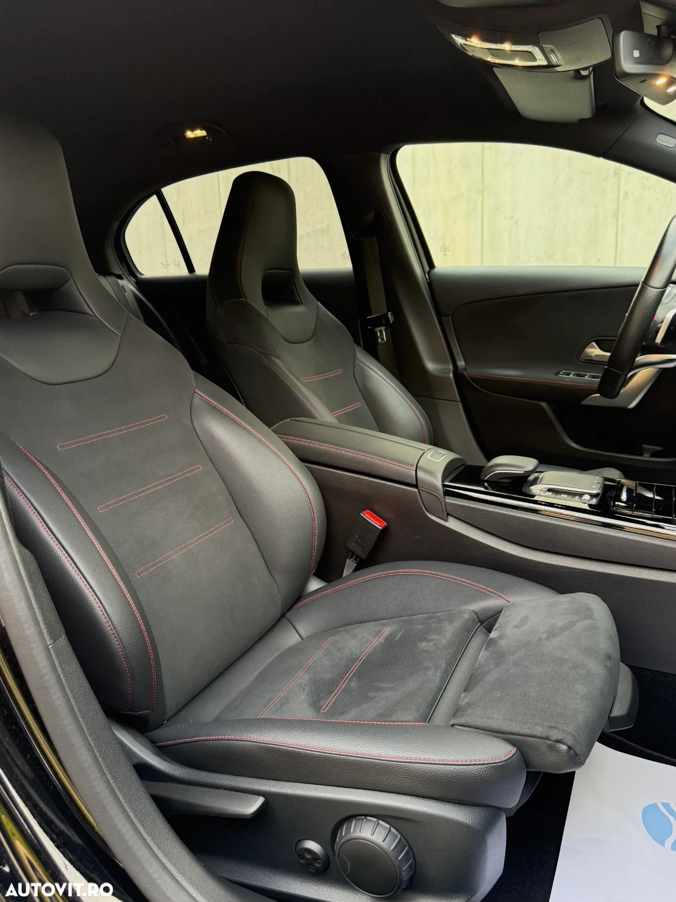 Mercedes-Benz A 180 7G-DCT AMG Line - 13