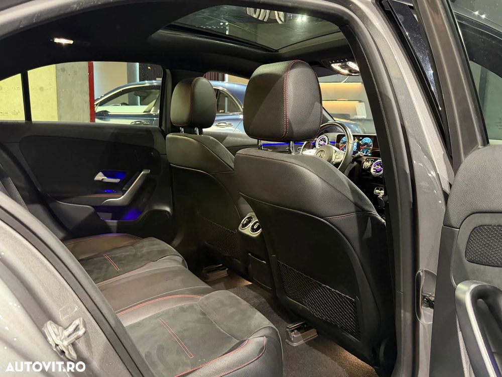 Mercedes-Benz A 220 Sedan 4Matic 7G-DCT AMG Line - 7