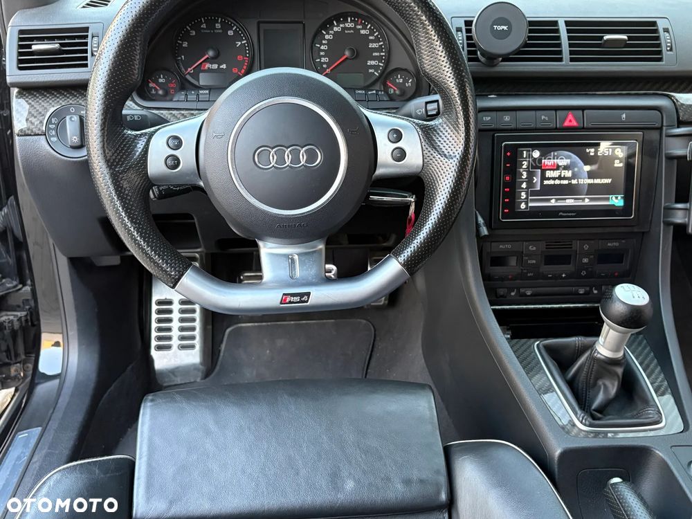 Audi RS4 Limousine - 21