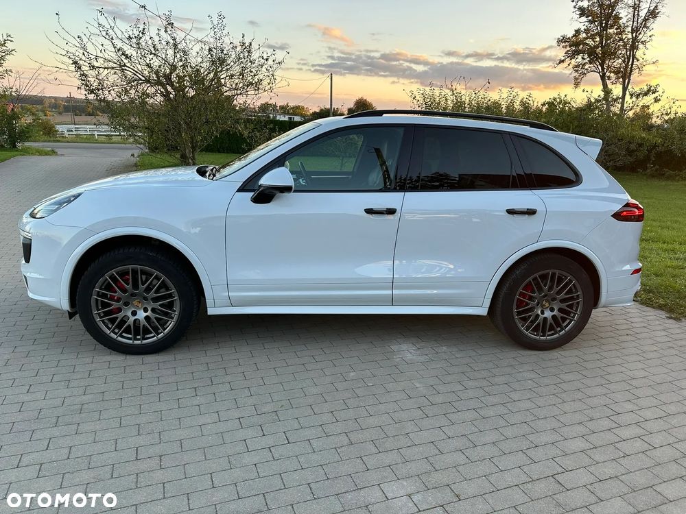 Porsche Cayenne Tiptronic S - 2