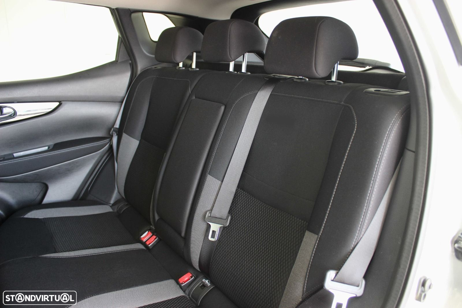 Nissan Qashqai 1.5 dCi Business Edition - 32