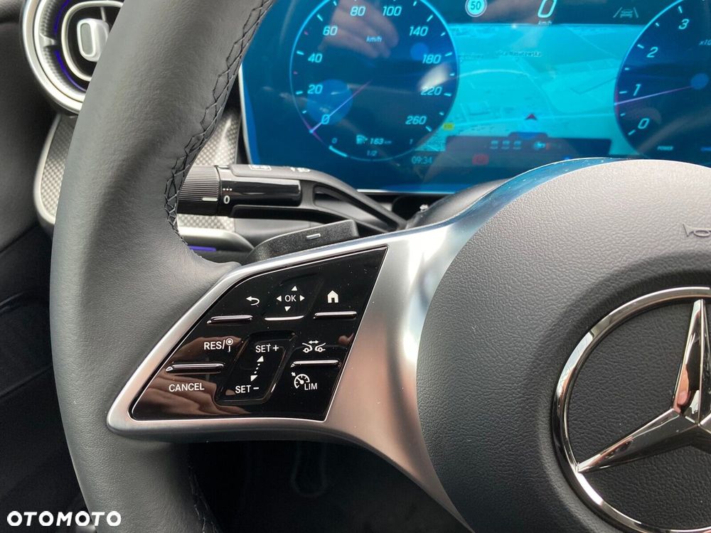 Mercedes-Benz GLC - 13