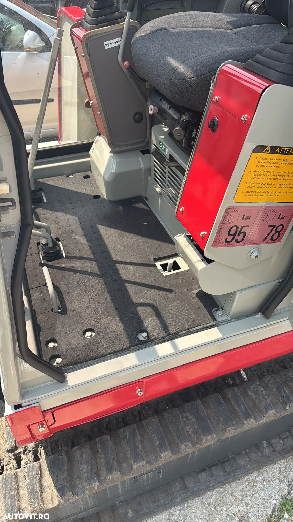 Takeuchi TB035 - 7