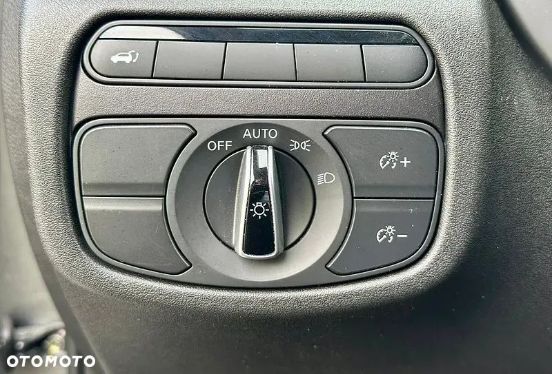 Infiniti QX50 - 30