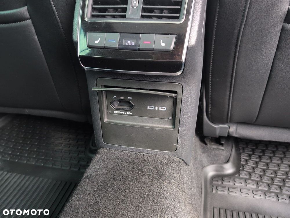 Skoda Superb 2.0 TDI SCR 4x4 L&K DSG - 16
