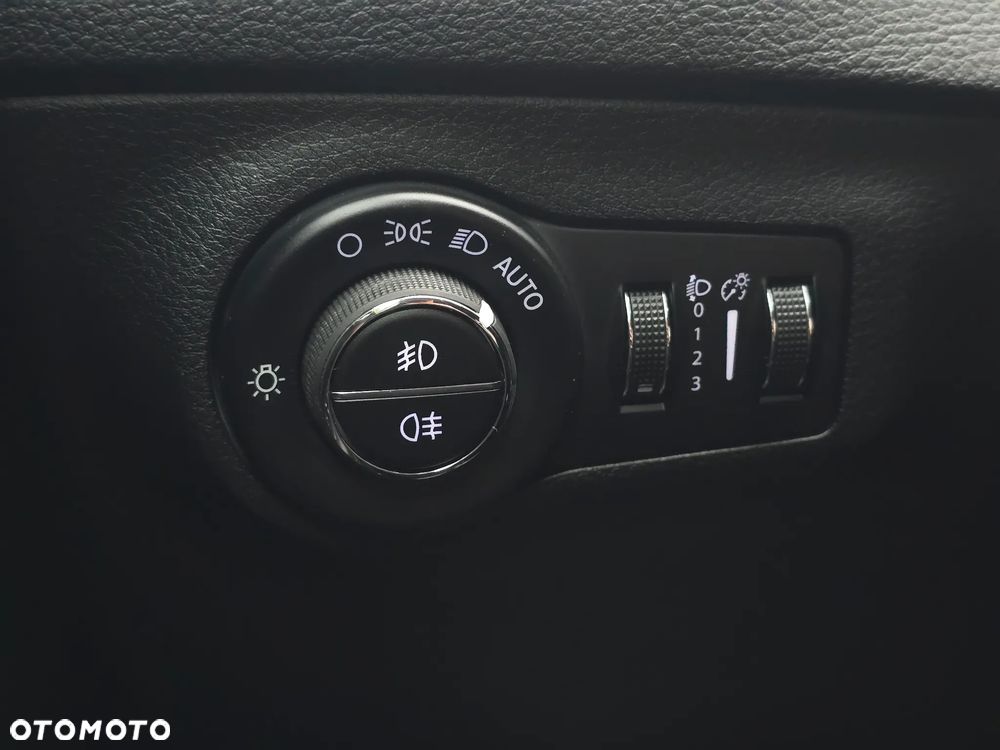 Jeep Compass 2.0 MJD Limited 4WD S&S - 29