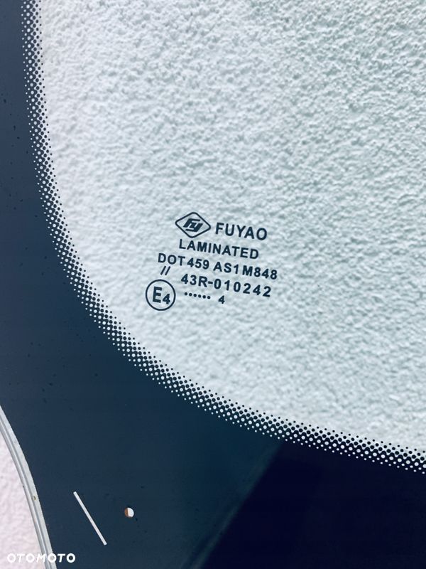 Szyba czołowa KIA PROCEED HBK 3D 2010-2013 OGRZEWANA - 2