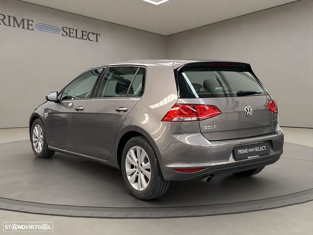 VW Golf 1.6 TDi BlueMotion Confortline - 2