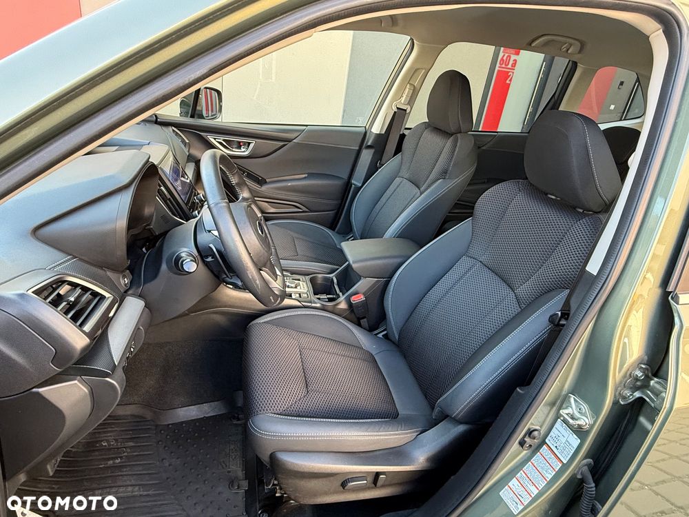 Subaru Forester 2.0i-L Exclusive (EyeSight) Lineartronic - 13