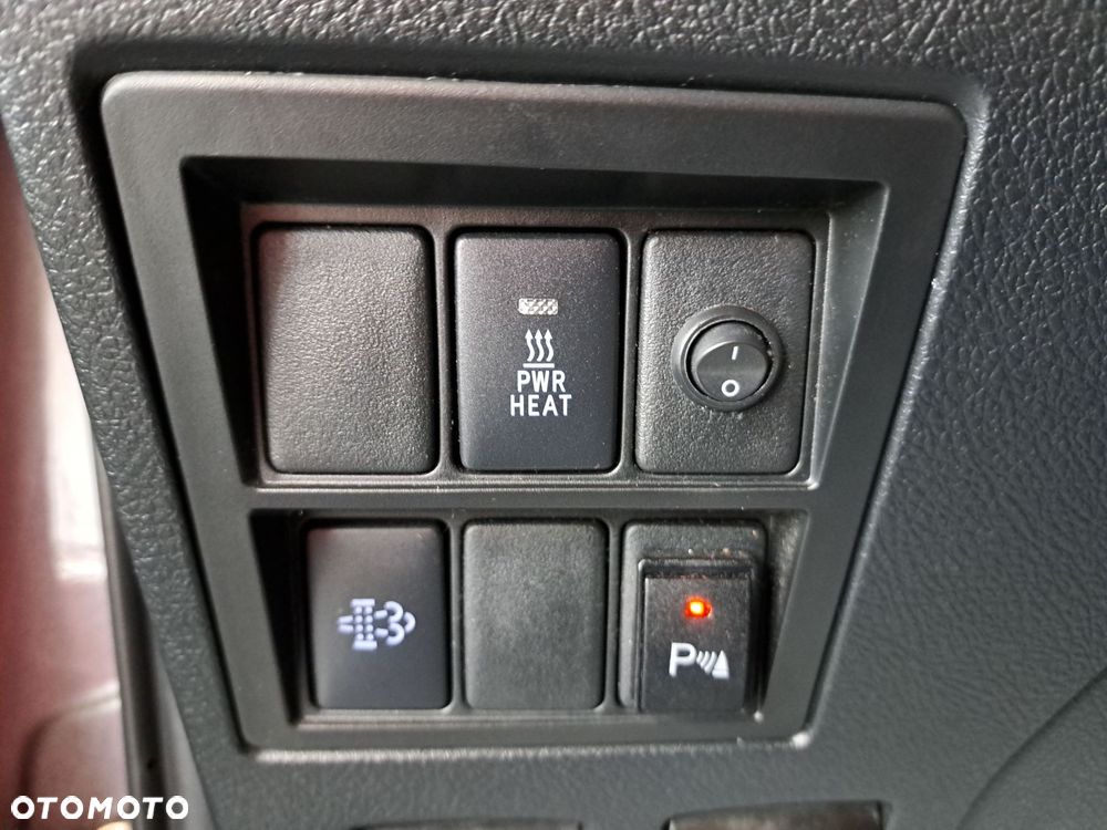 Toyota Hilux 2.4 D-4D Double Cab SR5 4x4 - 32