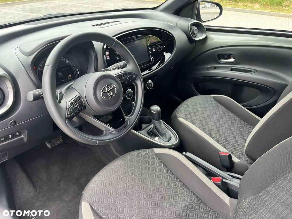 Toyota Aygo X 1.0 VVT-i Style CVT - 10