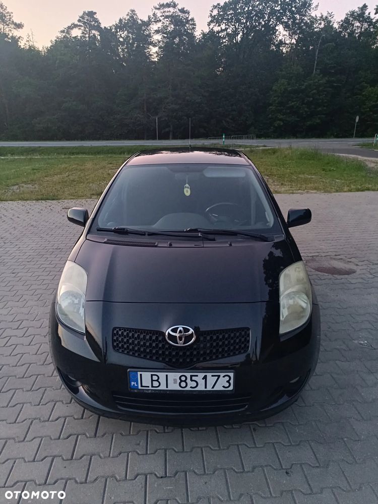 Toyota Yaris 1.3 Sol - 2