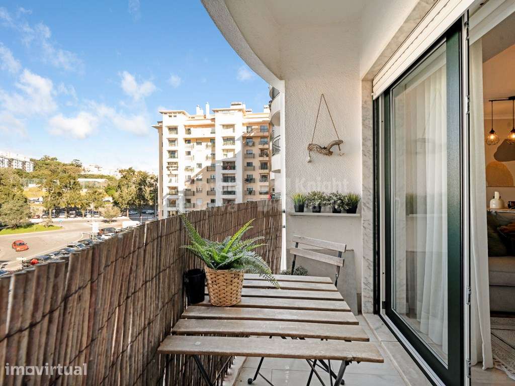 Apartamento T2 em condomínio para arrendar em Massamá - Grande imagem: 4/25
